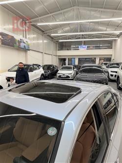 تۆیۆتا کامری